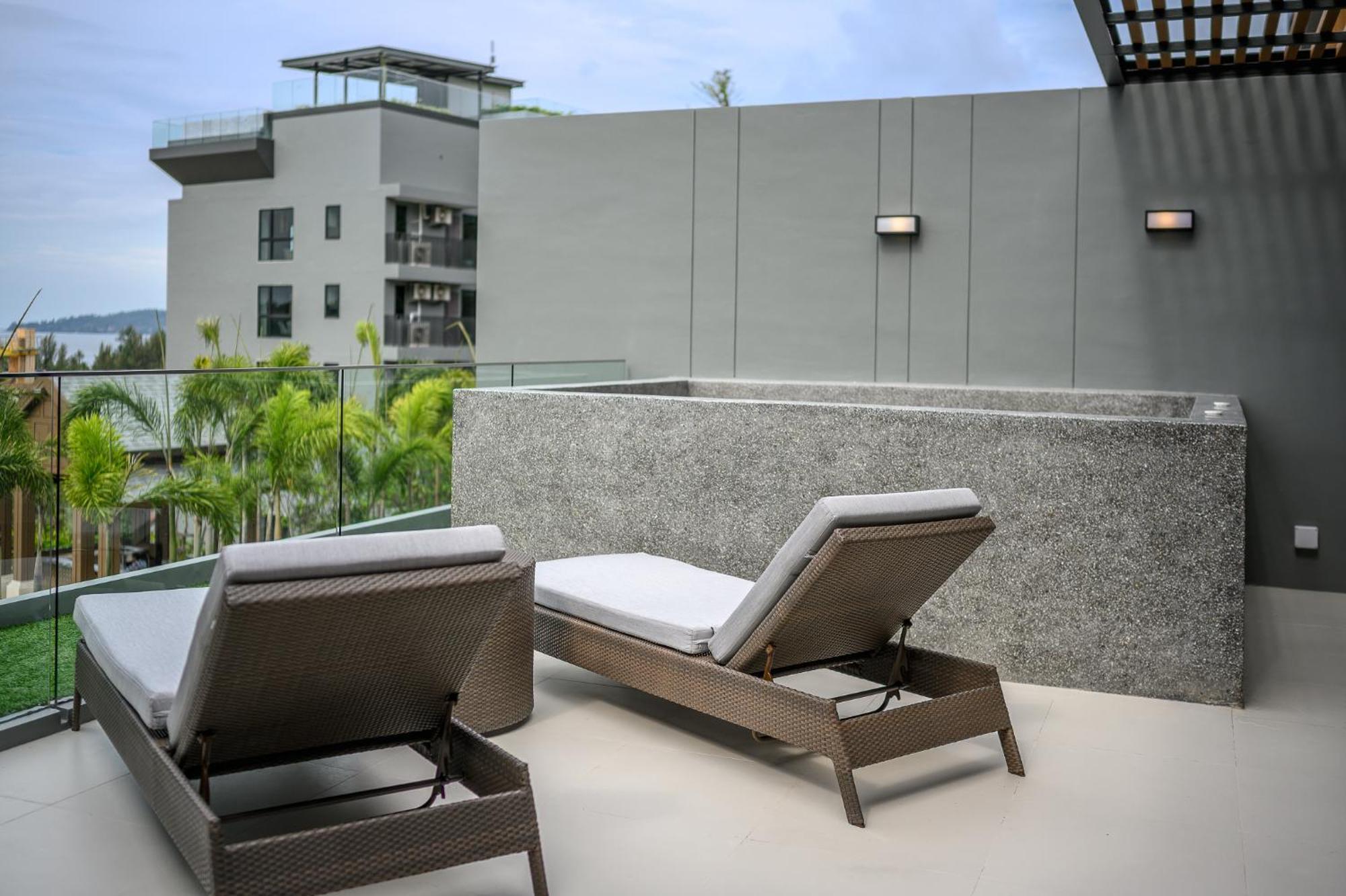 Mida Grande Phuket Official Account 酒店